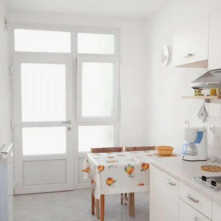 2340c Apartman *